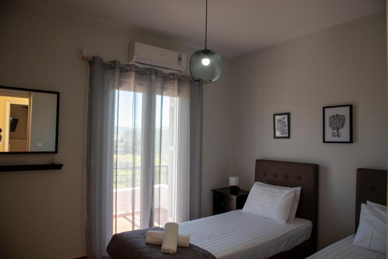 Dimitris Corinthian Villa Vrahati Exteriör bild