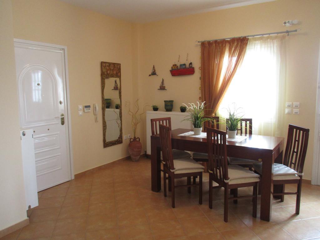 Dimitris Corinthian Villa Vrahati Exteriör bild
